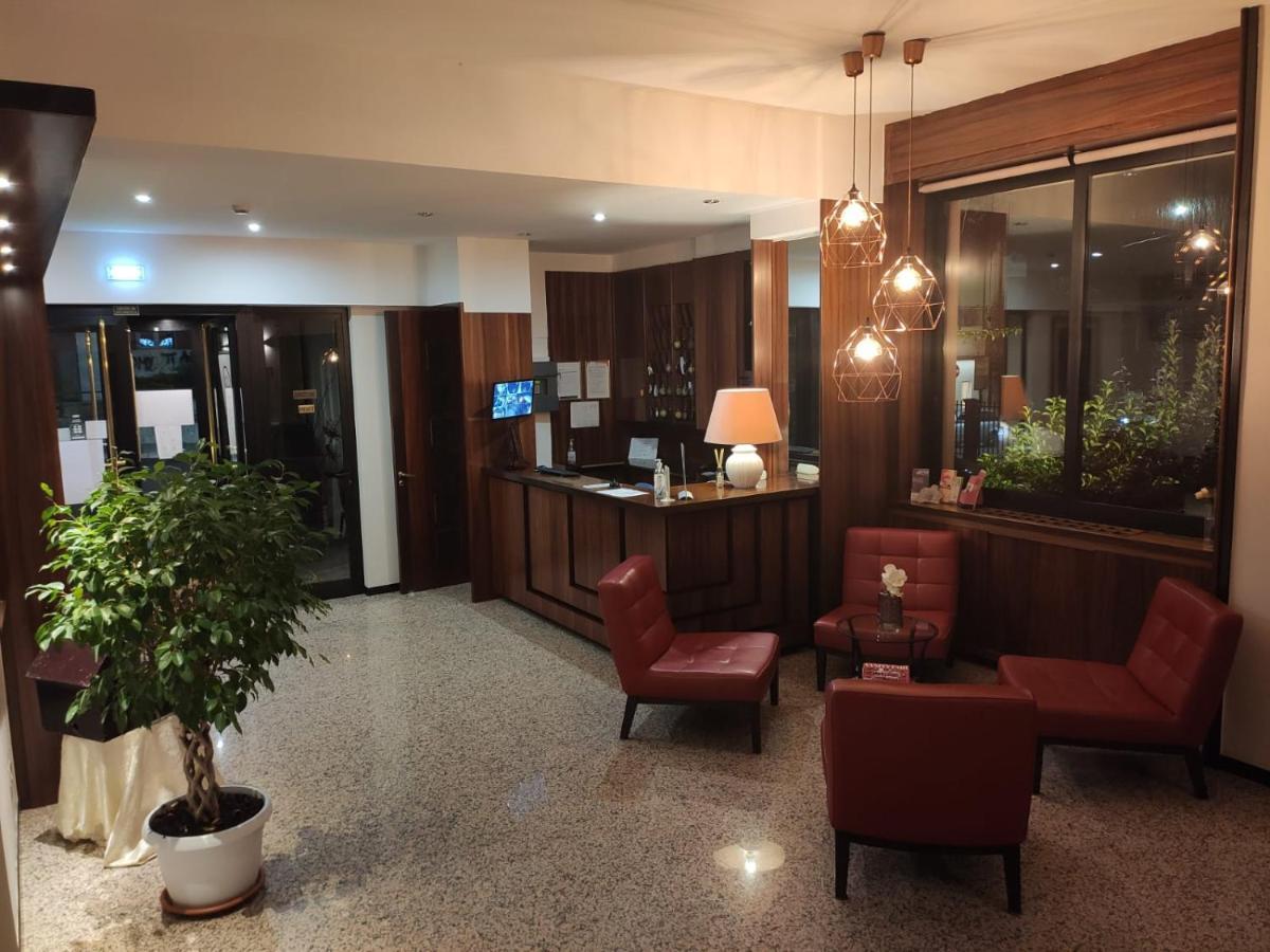 Hotel Svevia Altamura Exteriör bild