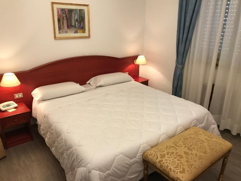 Hotel Svevia Altamura Exteriör bild