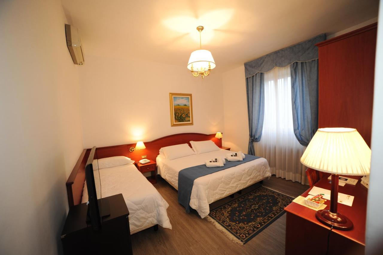 Hotel Svevia Altamura Exteriör bild